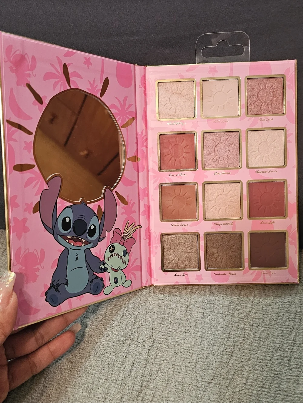 Disney Stitch Pink Eyeshadow Palette - Pink